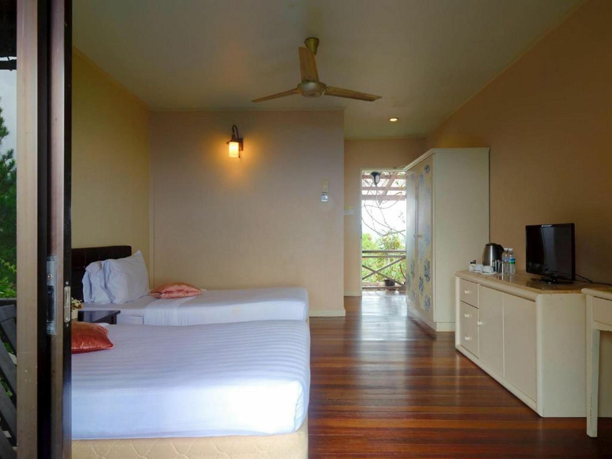 Kasih Sayang Hill Resort Kota Kinabalu Ngoại thất bức ảnh